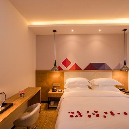 Borrman Hotel Guangzhou Tianhe Sports Center Eksteriør billede